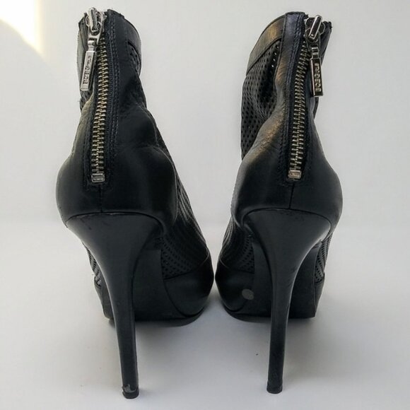 BCBG Black Open-Toed Heeled Ankle Boots Sz 9 - Picture 5 of 5